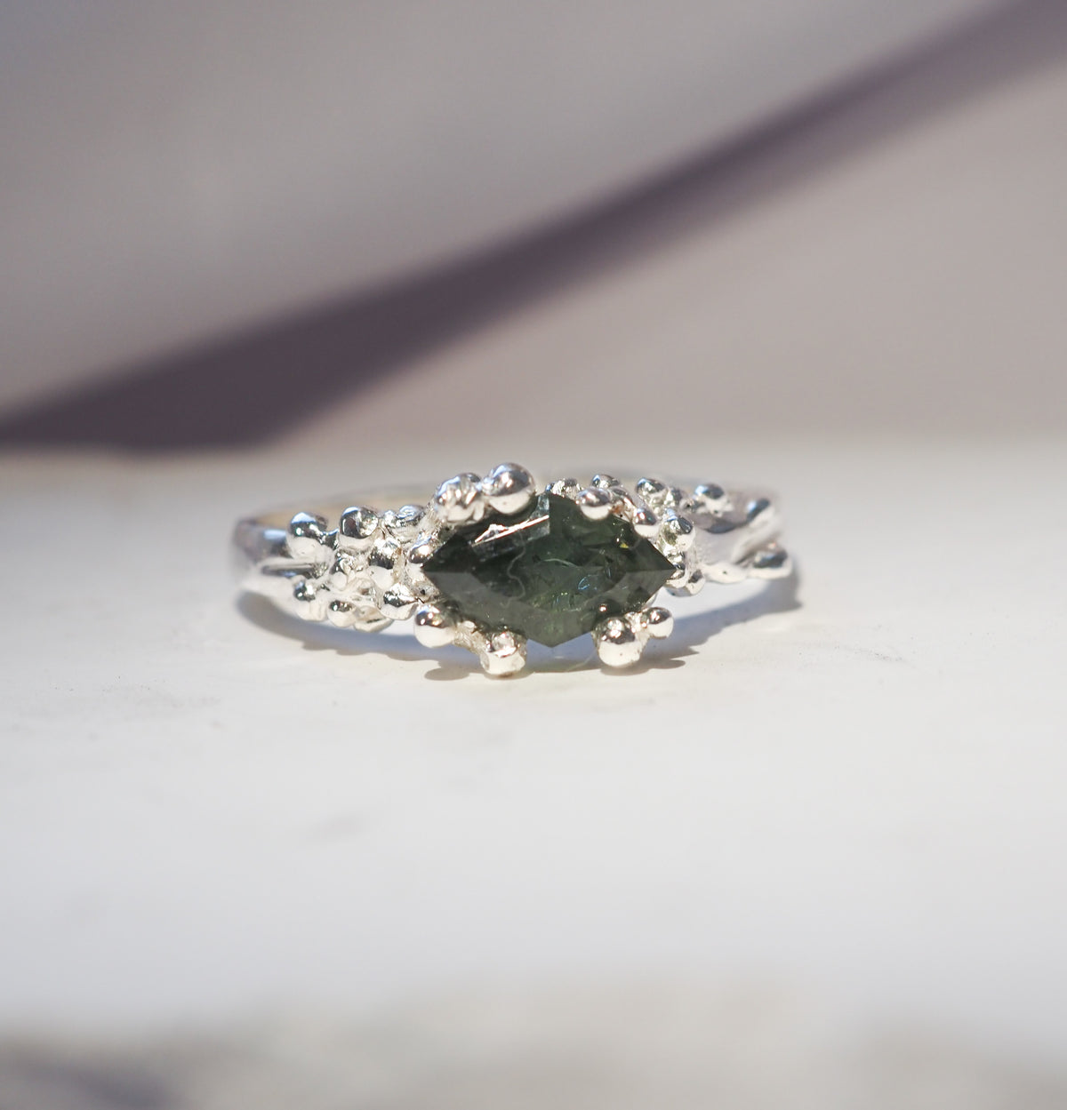Shell bloom ring