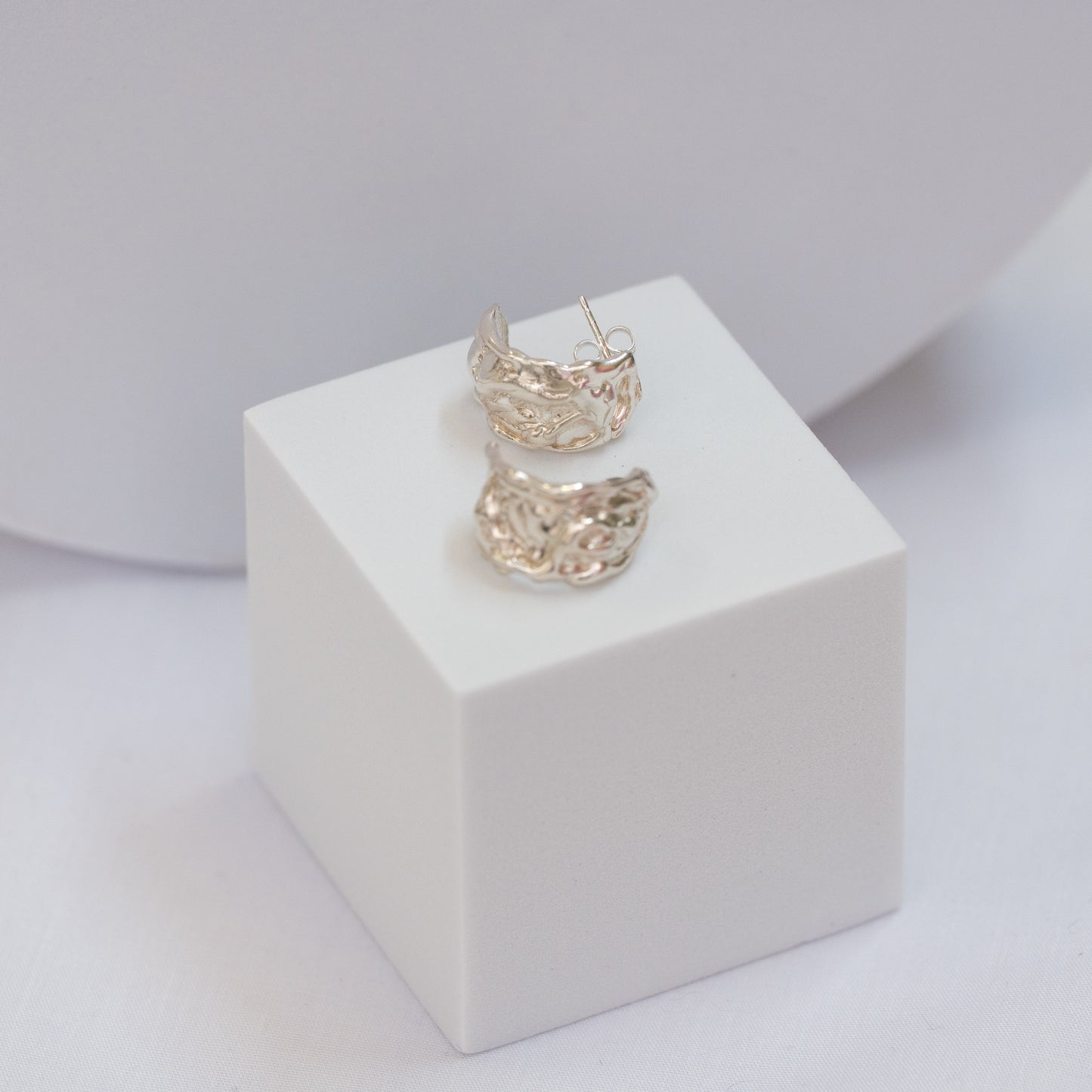 Unfined textured earrings