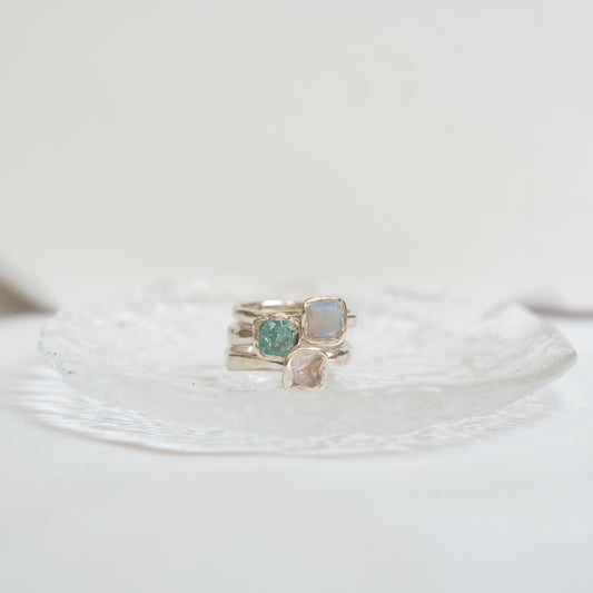 Square ring large version