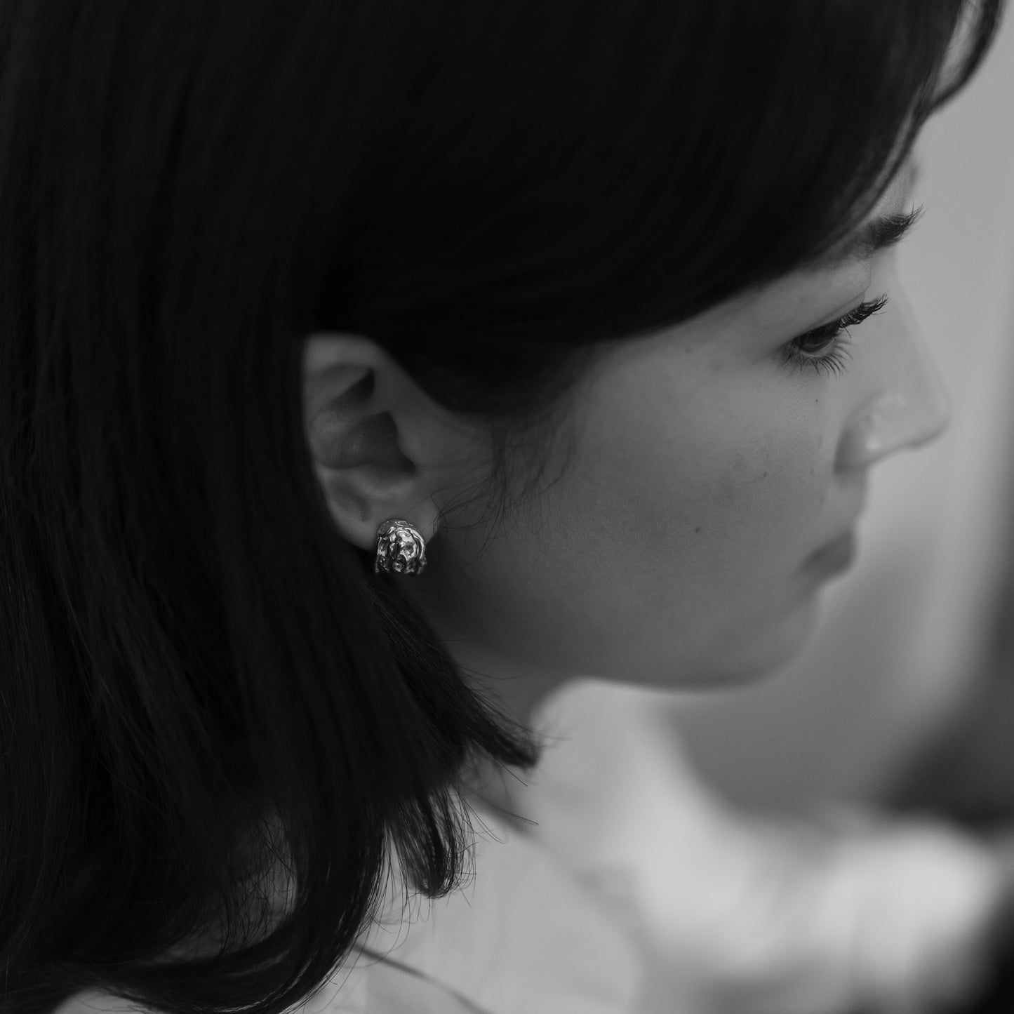 Unfined textured earrings